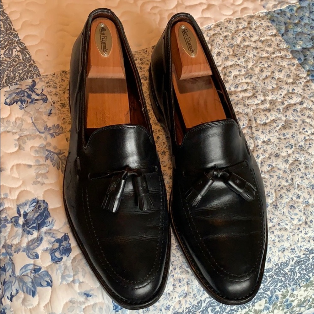 Allen Edmonds Tassel Loafer Black